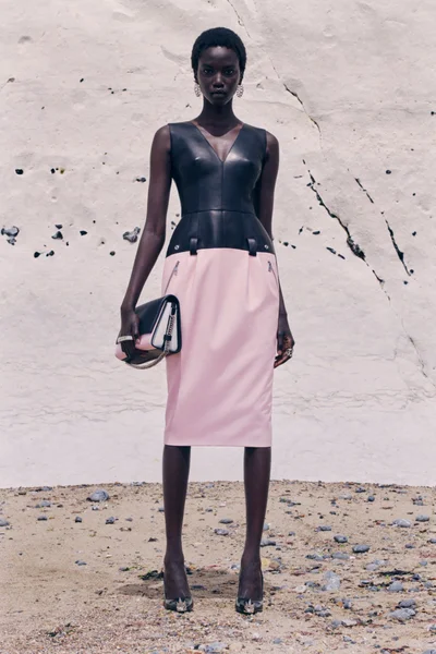 Look 15